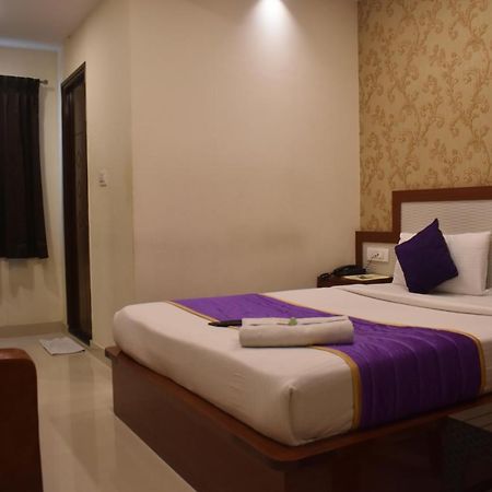 Hotel Ur Comforts Jayanagar Bangalore Exterior photo