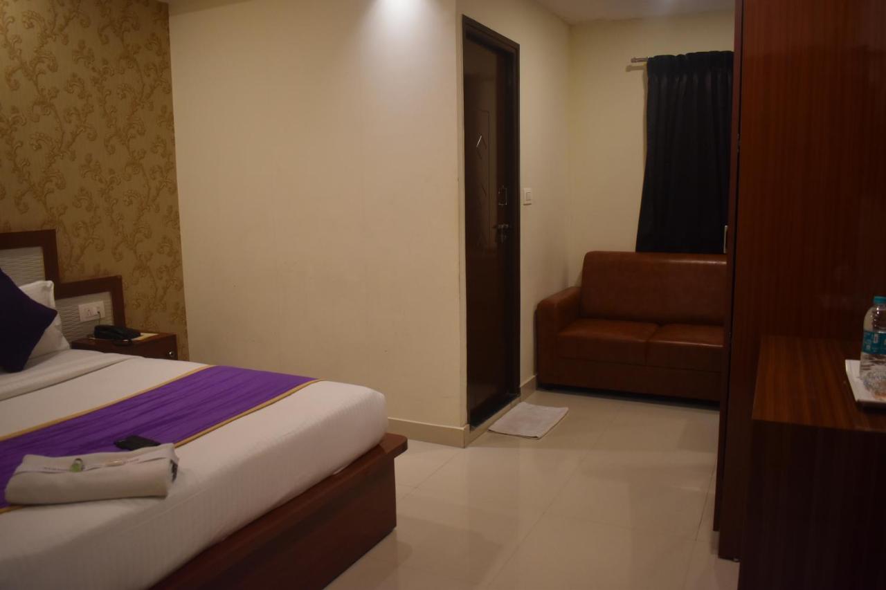 Hotel Ur Comforts Jayanagar Bangalore Exterior photo