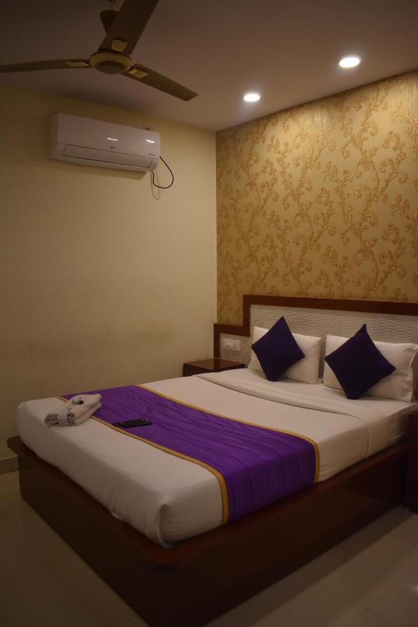 Hotel Ur Comforts Jayanagar Bangalore Exterior photo