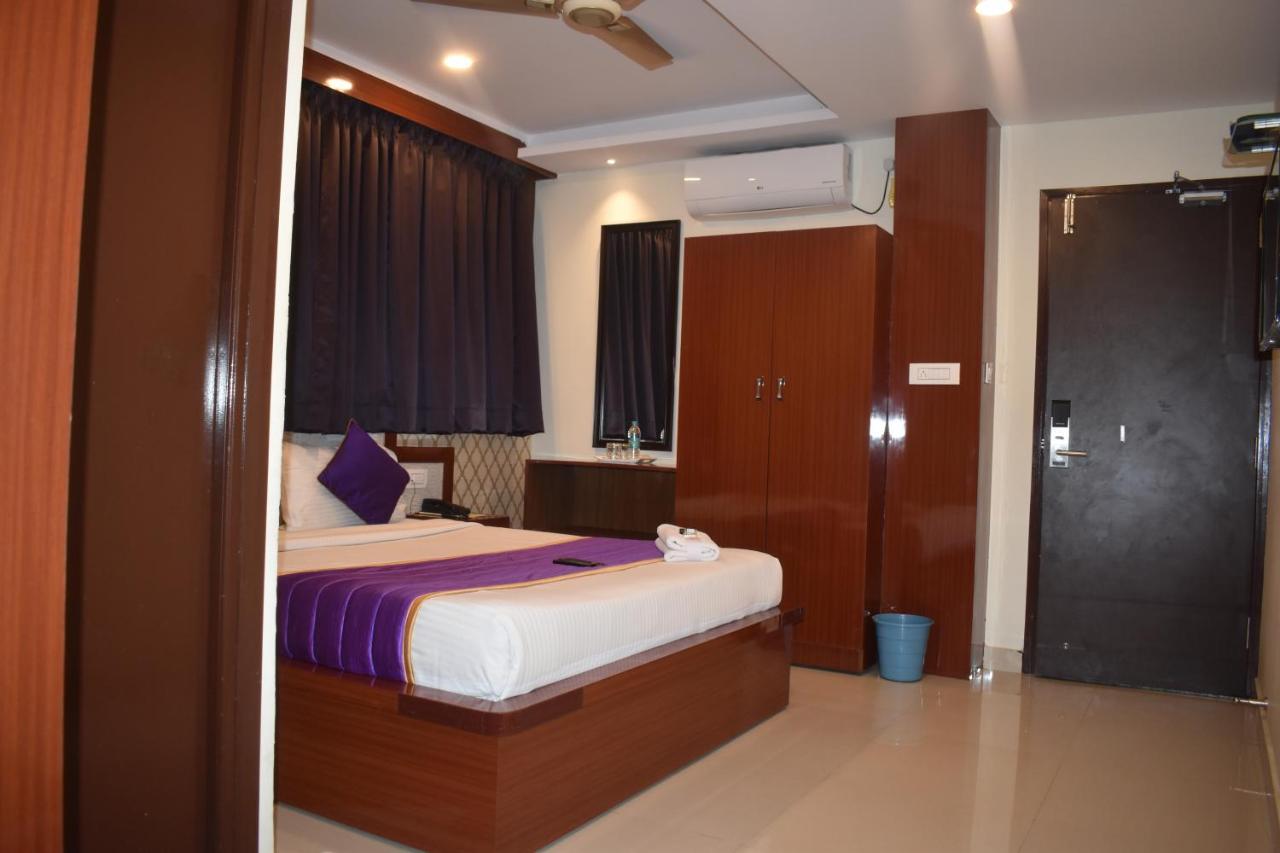 Hotel Ur Comforts Jayanagar Bangalore Exterior photo